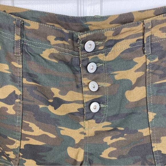 NWT Camo Button-Up Pants size M - Picture 4 of 9